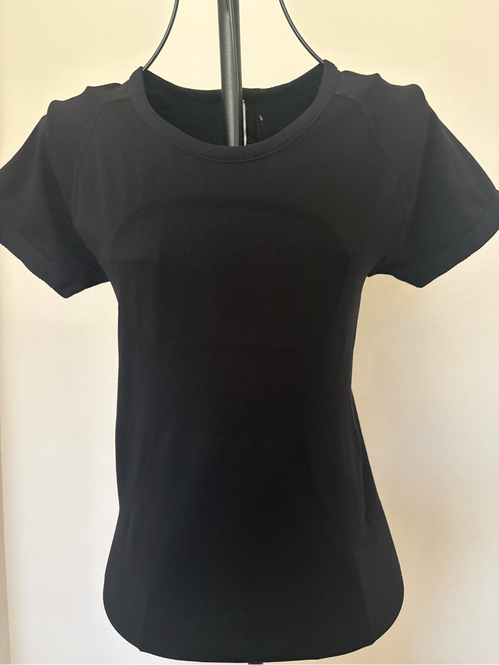 lululemon athletica Black Short Sleeve Crewneck Top